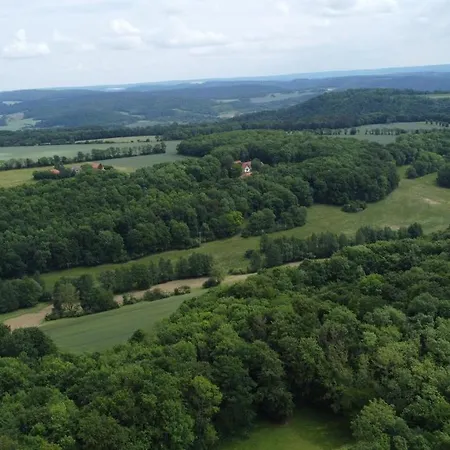 Apartmán Haus Ringgau - Urlaub, Gemeinschaft Und Erlebnis Im Herzen Von Deutschland *